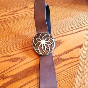 Women's natural leather brown belt.